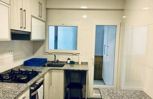 El Port Apartment | Large Apartment Near Fira and City Center