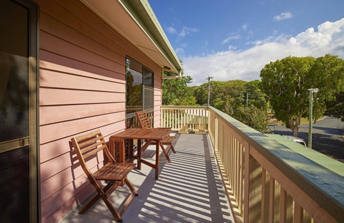 Point Lookout House | Large family beach house walking distance to shops, beaches and hotel.