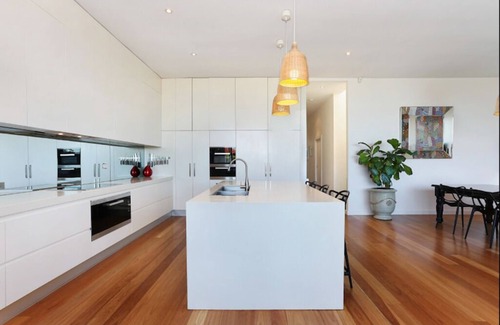 Clovelly House | Large family beach home with pool and ocean views