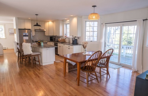 Cape Elizabeth House | Large Family Friendly Home in Cape Elizabeth, Maine