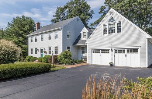 Cape Elizabeth House | Large Family Friendly Home in Cape Elizabeth, Maine