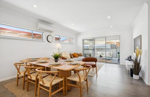 East Victoria Park House | Large Family Home, Albany Hwy, Close To City