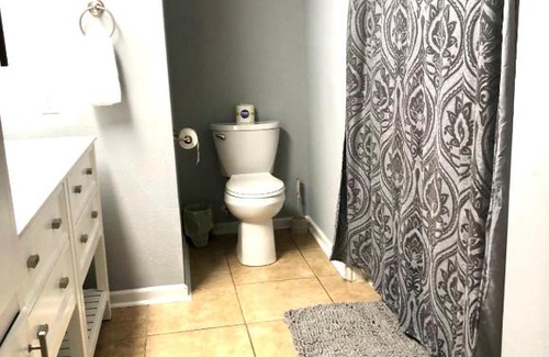 Lake Charles House | Large family home Near local hot spot!