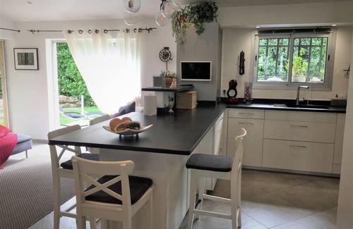 La Grand-Chile House | Large family home, swimming pool, jacuzzi, pool house, boules court