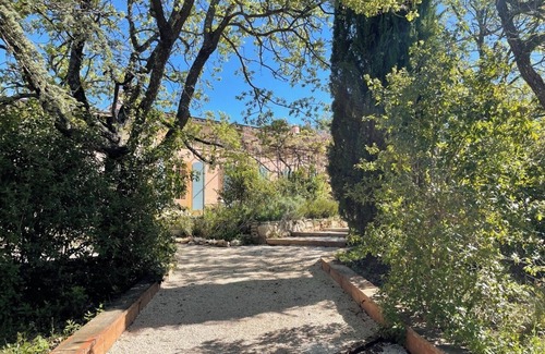 Venelles House | Large family home, view of Sainte Victoire