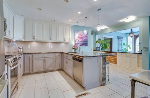 Delaware House | Large Family Home w/Patios, Gas Grill + Fire Pit!