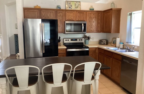 Silver Creek House | Large family vacation home, close to Disney, private pool & spa, newly remodeled