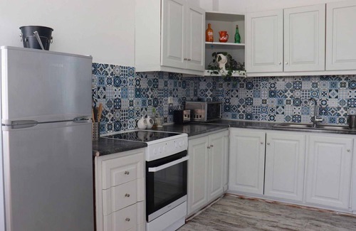 Kardamena Villa | Large family villa in excellent location.