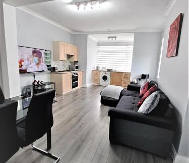 Swanage Apartment | Large Flat quite location Modern and well equipped