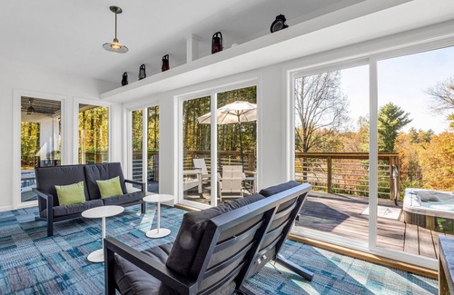 Hendersonville House | Large Fletcher Haven w/Hot Tub