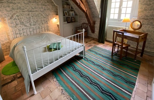 Saint-Barthelemy-d'Anjou Villa | Large estate with heated pool 10 min from Angers