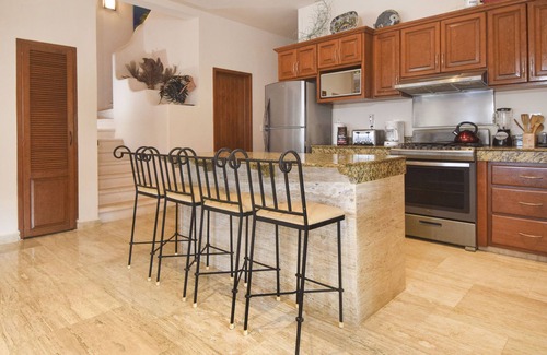 Cozumel Villa | Large Groups , Beachfront Villas with Pools, Staff