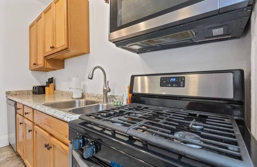 East Price Hill House | Large Historic Cincy City View House Near Downtown