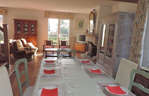 Combrit Villa | Large holiday villa for 10 people, 80m from the beach, on an enclosed garden