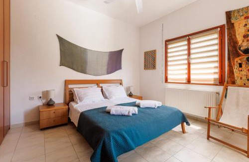 Epanomi Apartment | Large Home near Potamos Beach