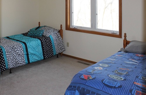 Prior Lake House | Large Home on Private Lake in Prior Lake. 612-791-9976 text for answers ASAP
