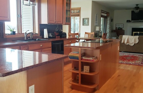 Oshkosh House | Large Home only 4 miles to EAA