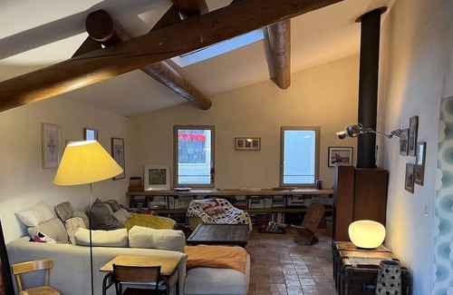 Pelissanne House | Large house in the village center