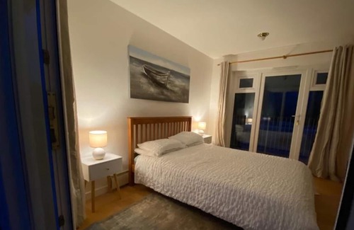 Llanfairfechan House | Large house & private garden - stunning sea views