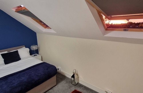Maidstone House | Large house with Garden in Maidstone