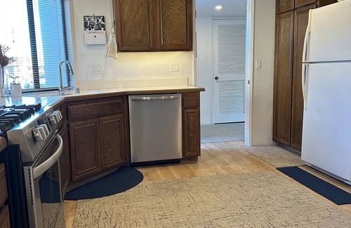 Palm Desert Apartment | Large King Bedroom with Private Entrance Attached to Full Home Palm Desert, CA.