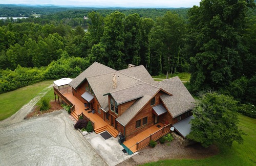 Boomer Cabin | Large LAKE Mountain Home with Private Dock on Kerr Scott Lake!