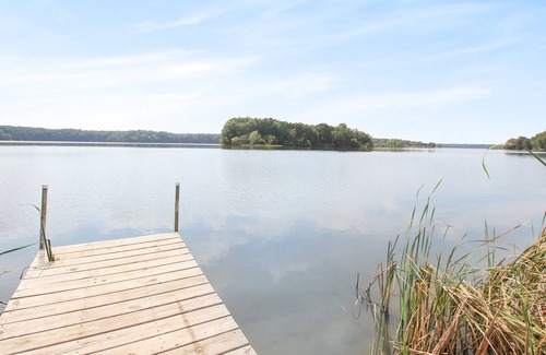 Allegan House | Large Lakehouse on 5 Acres: Game Room - 4 Kayaks, Fire Pit, Lake View/access