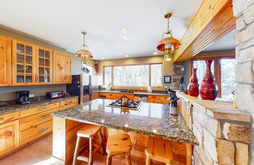 The Reserve House | Large Lodge-Style Home Near Ski Resorts w/Private W/D - Dog Friendly