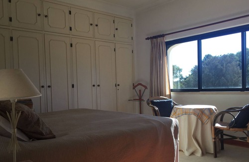 Penina Apartment | Large Luxury Family Apartment with poolside private terraces, WiFi, AC.