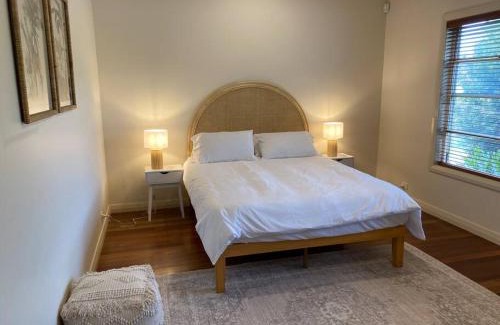 Mollymook House | Large luxury house with stunning beach views