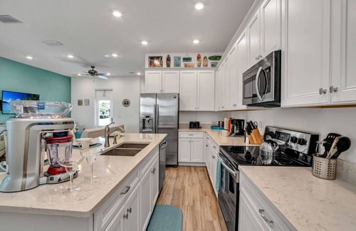 West Kissimmee Villa | Large Margaritaville Villa w/Private Pool + View
