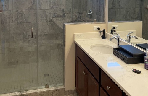 Frederick House | Large modern TH, private elevator, walk to Historic Frederick
