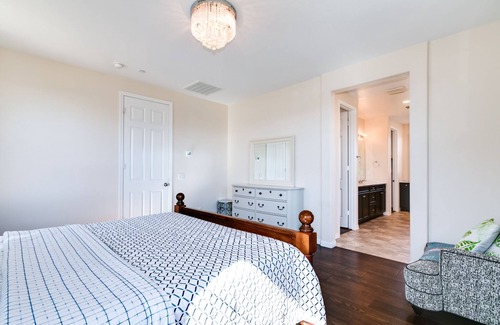 Chino House | Large new 6 Bedrooms home in Chino