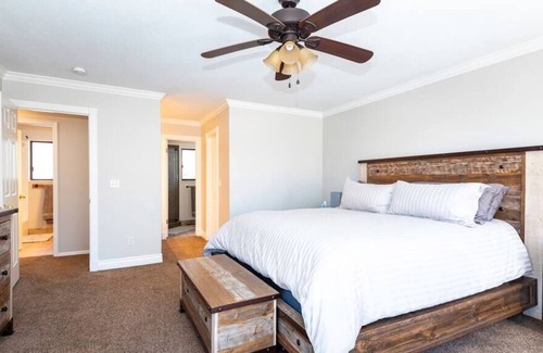 Eden Cabin | Large Nordic Valley Home w/ Private Hot Tub