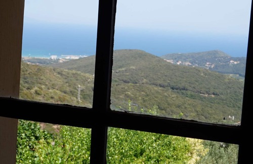 Rogliano House | Large old stone house with private swimming pool
