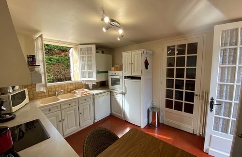 Cenac-et-Saint-Julien Villa | Large Périgourdine 5 CH, Private SWIMMING POOL, Near SARLAT and tourist sites,