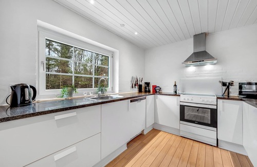 Husby Cottage | Large pool house with beach volleyball - 2000