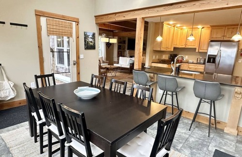 Bernard House | Large Private Beachfront Home Getaway [Cove House]