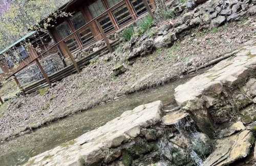 Mount Ida Cabin | Large private & beautiful home on Lake Ouachita - Perfect for large gatherings!