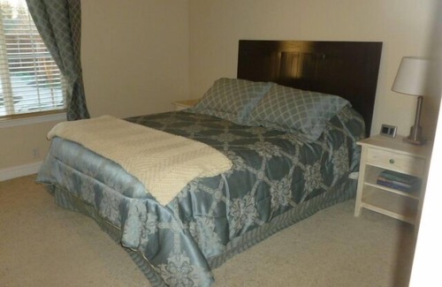Chico House | Large Private Guest House for Rent