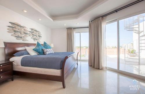 Colina del Sol House | Large Private Terrace & Expansive Views