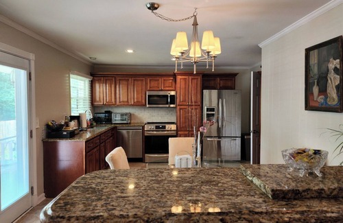 Smyrna House | Large Ranch home w/2 beds/2 living/2bath near Braves Stadium