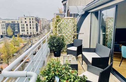 Gare Apartment | Large Retro Chic Flat 100m2 in City Center - Parking