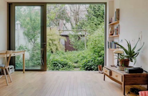 Sint-Lambrechts-Woluwe House | Large room with garden in townhouse in green quiet area Brussels near metro