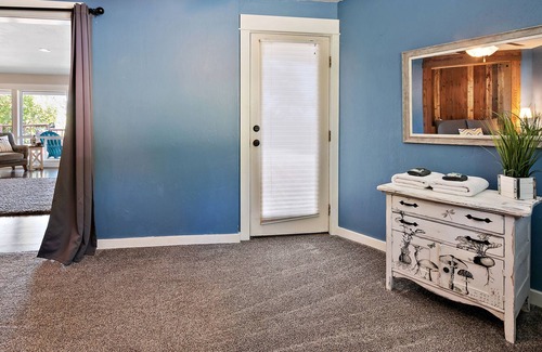 Central Point Other | 🏞 Large Scenic Home with Spectacular views!! Jacuzzi + Sleeps up to 8