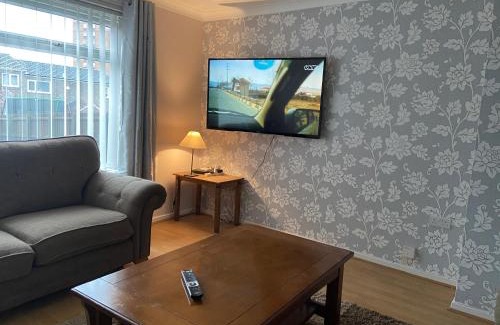 Newcastle-upon-Tyne House | Large spacious 3 bedroom house Westerhope