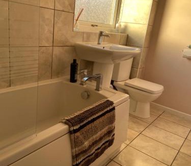 Newcastle-upon-Tyne House | Large spacious 3 bedroom house Westerhope