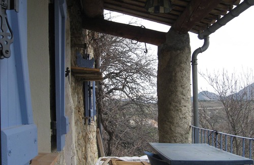 Ubraye House | Large stone building panoramic view