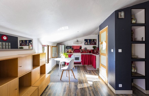 Le Bar-sur-Loup Apartment | LARGE STUDIO BETWEEN SEA AND MONTAGE WITH LARGE SIZE VIEW