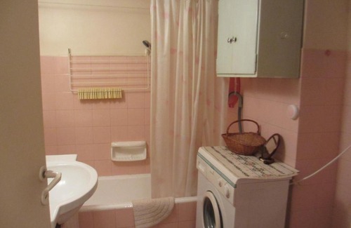 Ilisia Apartment | Large STUDIO, comfortable, Wi-Fi